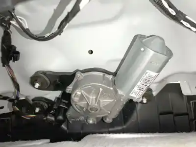 İkinci el araba yedek parçası Arka Silecek Motoru için VOLKSWAGEN TIGUAN (AD1, AX1) 2.0 TDI OEM IAM referansları 5Q0955711C  