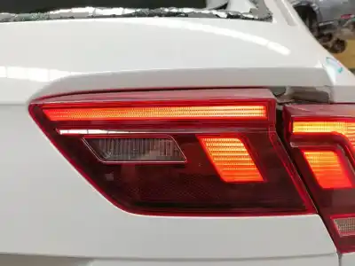 Автозапчастина б/у правий ліхтар в дверях для VOLKSWAGEN TIGUAN (AD1, AX1) 2.0 TDI Посилання на OEM IAM   