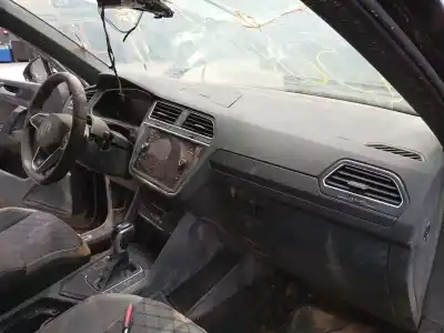 Автозапчасти б/у панель приборов за VOLKSWAGEN TIGUAN (AD1, AX1) 2.0 TDI ссылки OEM IAM   