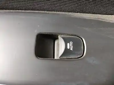 Second-hand car spare part RIGHT FRONT POWER WINDOW SWITCH for HYUNDAI I30 (GD)  OEM IAM references   
