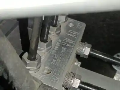 Pezzo di ricambio per auto di seconda mano abs per volkswagen t-cross (c11) 1.0 tsi riferimenti oem iam 2q0614517ap  