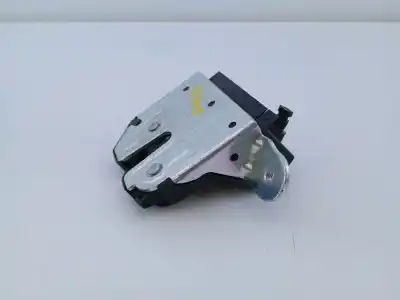 Second-hand car spare part trunk lock for opel corsa e (x15) 1.3 cdti (08, 68) oem iam references a102523 e2-b6-54-1 39021416