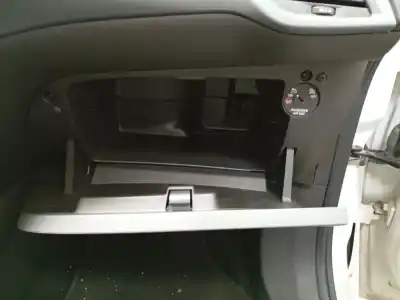 Автозапчастина б/у бардачок для opel corsa e (x15) 1.3 cdti (08, 68) посилання на oem iam   