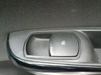 Second-hand car spare part Right Front Power Window Switch for OPEL CORSA E (X15) 1.4 (08, 68) OEM IAM references   