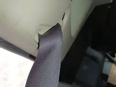 Second-hand car spare part REAR RIGHT SEAT BELT for KIA CARENS IV VAN (A4) CRDI OEM IAM references   
