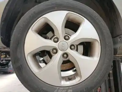 Pezzo di ricambio per auto di seconda mano Cerchione in lega per KIA CARENS IV VAN (A4) CRDI Riferimenti OEM IAM 205/55/16  