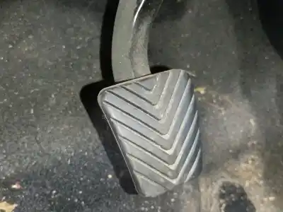 Pezzo di ricambio per auto di seconda mano PEDALE DEL FRENO per KIA CARENS IV VAN (A4) CRDI Riferimenti OEM IAM   