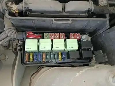 Second-hand car spare part fuse box unit for mini mini (r50, r53) one oem iam references 