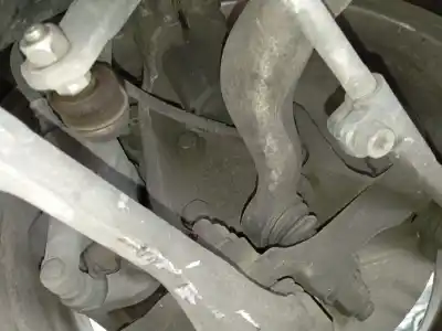 Автозапчасти б/у передняя левая кулачка за BMW 1 (E87) 118 D ссылки OEM IAM   