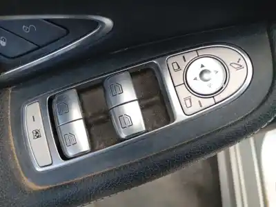 İkinci el araba yedek parçası SOL ÖN PENCERE ANAHTARI için MERCEDES CLASE C (W205) C 220 BLUETEC / D (205.002, 205.004) OEM IAM referansları   