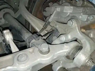 Pezzo di ricambio per auto di seconda mano ATTACCO ANTERIORE DESTRO per MERCEDES CLASE C (W205) C 220 BLUETEC / D (205.002, 205.004) Riferimenti OEM IAM   
