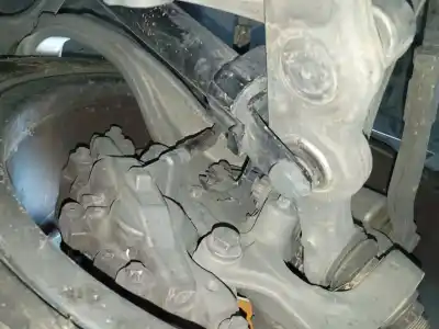 Pezzo di ricambio per auto di seconda mano SNODO ANTERIORE SINISTRO per MERCEDES CLASE C (W205) C 220 BLUETEC / D (205.002, 205.004) Riferimenti OEM IAM   