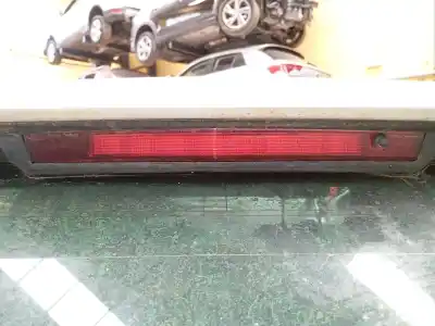 Second-hand car spare part central brake light for renault megane iv fastback (b9a/m/n_) 1.5 dci 110 (b9a3) oem iam references 