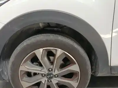 Автозапчасти б/у ЛЕВОЕ ПЕРЕДНЕЕ КРЫЛО за KIA STONIC (YB)  ссылки OEM IAM   