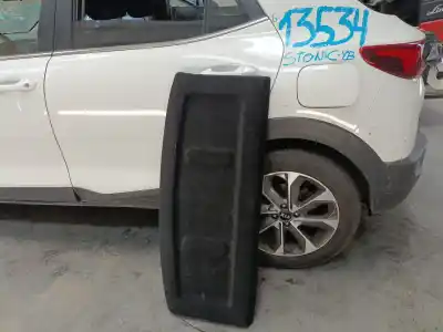 Pezzo di ricambio per auto di seconda mano VASSOIO POSTERIORE per KIA STONIC (YB) 1.0 T-GDI Riferimenti OEM IAM   