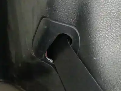 Автозапчасти б/у задний левый ремень безопасности за jeep renegade suv (bu, b1, bv) 1.4 4x4 ссылки oem iam 