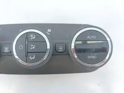 Peça sobressalente para automóvel em segunda mão comando de sofagem (chauffage / ar condicionado) por jeep renegade suv (bu, b1, bv) 1.4 4x4 referências oem iam 07356577930 e3-b6-21-5 838742z