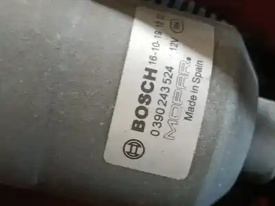 Автозапчасти б/у мотор переднего стеклоочистителя за jeep renegade suv (bu, b1, bv) 1.4 4x4 ссылки oem iam 0390243524  