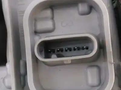 Автозапчасти б/у правый задний фонарь за jeep renegade suv (bu, b1, bv) 1.4 4x4 ссылки oem iam 52060588 e1-b5-47-2 