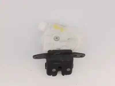 Second-hand car spare part trunk lock for toyota auris (_e18_) 1.6 d4-d (wwe185_) oem iam references  e2-b4-3-1 