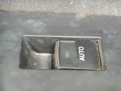 Peça sobressalente para automóvel em segunda mão botão / interruptor elevador vidro dianteiro direito por toyota auris (_e18_) 1.6 d4-d (wwe185_) referências oem iam 
