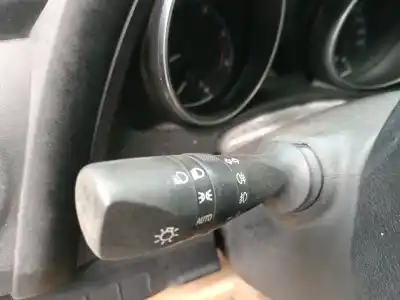Peça sobressalente para automóvel em segunda mão comutador de piscas  por toyota auris (_e18_) 1.6 d4-d (wwe185_) referências oem iam 