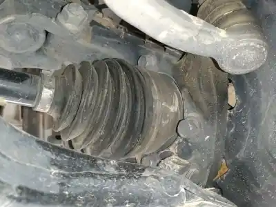 Peça sobressalente para automóvel em segunda mão manga de eixo dianteira direita por toyota auris (_e18_) 1.6 d4-d (wwe185_) referências oem iam   