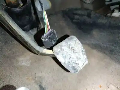 Peça sobressalente para automóvel em segunda mão pedal de travão por toyota auris (_e18_) 1.6 d4-d (wwe185_) referências oem iam 
