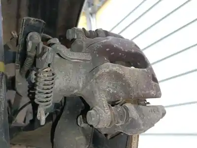 Peça sobressalente para automóvel em segunda mão pinça de travão traseira direita por toyota auris (_e18_) 1.6 d4-d (wwe185_) referências oem iam 