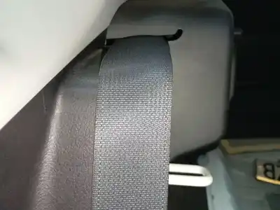 Peça sobressalente para automóvel em segunda mão cinto de segurança traseiro direito por toyota auris (_e18_) 1.4 d-4d (nde180_) referências oem iam 