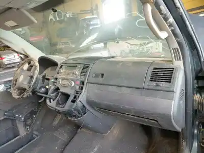 Second-hand car spare part Dashboard for VOLKSWAGEN MULTIVAN V (7HM, 7HN, 7HF, 7EF, 7EM, 7EN) 2.5 TDI OEM IAM references   