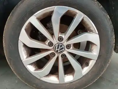 Автозапчастина б/у ШИНА для VOLKSWAGEN T-ROC (A11, D11) 2.0 TDI SCR Посилання на OEM IAM 215/55/17  