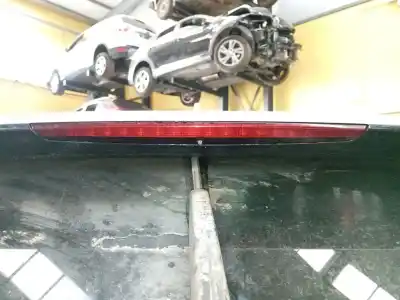 Peça sobressalente para automóvel em segunda mão farolim de travão central por bmw x2 (f39) sdrive 20 d referências oem iam 