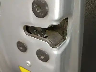 Pezzo di ricambio per auto di seconda mano Serratura Porta Anteriore Sinistra per RENAULT CAPTUR I (J5_, H5_) 1.5 DCI 90 Riferimenti OEM IAM   