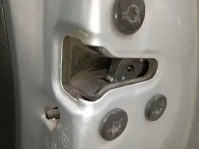 Pezzo di ricambio per auto di seconda mano Serratura Porta Posteriore Destra per RENAULT CAPTUR I (J5_, H5_) 1.5 DCI 90 Riferimenti OEM IAM   