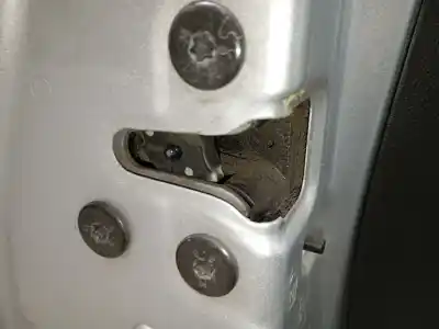 Pezzo di ricambio per auto di seconda mano Serratura Porta Posteriore Sinistra per RENAULT CAPTUR I (J5_, H5_) 1.5 DCI 90 Riferimenti OEM IAM   