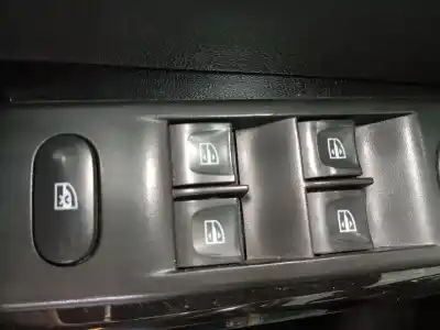 Second-hand car spare part left front power window switch for renault captur i (j5_, h5_) 1.5 dci 90 oem iam references 
