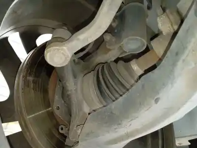 Pièce détachée automobile d'occasion MOYEU DE ROUE AVANT GAUCHE pour RENAULT CAPTUR I (J5_, H5_)  Références OEM IAM   