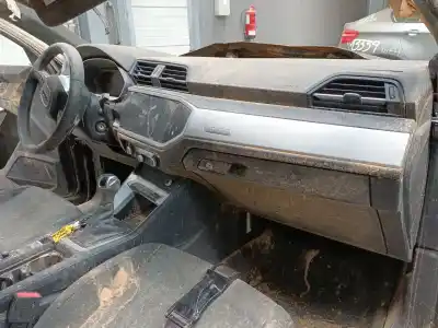 Peça sobressalente para automóvel em segunda mão tablier por audi q3 sportback (f3n) 35 tdi referências oem iam 