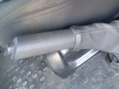 Second-hand car spare part HANDBRAKE LEVER for RENAULT TRAFIC III AUTOBÚS (JG_) 1.6 DCI 125 (JGMH) OEM IAM references   