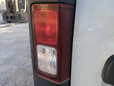 Gebrauchtes Autoersatzteil HECKLEUCHTE LINKS STOSSSTANGE zum RENAULT TRAFIC III AUTOBÚS (JG_) 1.6 DCI 95 (JGMR, JGMJ) OEM-IAM-Referenzen   