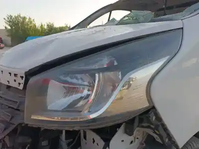 Second-hand car spare part LEFT HEADLIGHT for RENAULT TRAFIC III AUTOBÚS (JG_) 1.6 DCI 95 (JGMR, JGMJ) OEM IAM references 260109424R  