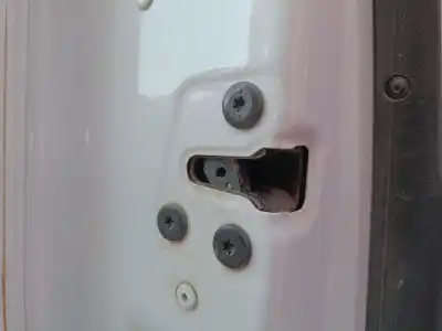 Peça sobressalente para automóvel em segunda mão FECHADURA DA PORTA DIANTEIRA ESQUERDA por NISSAN NV300 FURGÓN (X82) 1.6 DCI 120 Referências OEM IAM   