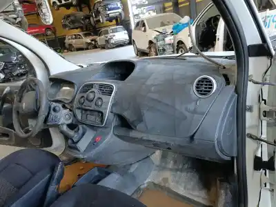Peça sobressalente para automóvel em segunda mão TABLIER por RENAULT KANGOO EXPRESS (FW0/1_) 1.5 DCI 90 (FW0G, FW05, FW08, FW11) Referências OEM IAM   