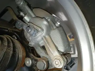 Peça sobressalente para automóvel em segunda mão PINÇA DE TRAVÃO DIANTEIRA ESQUERDA por SKODA OCTAVIA IV COMBI (NX5) 2.0 TDI Referências OEM IAM   