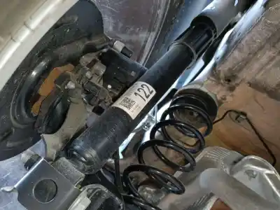 Peça sobressalente para automóvel em segunda mão AMORTECEDOR TRASEIRO ESQUERDO por VOLKSWAGEN T-ROC (A11, D11) 2.0 TDI SCR Referências OEM IAM 5Q0512013KR  