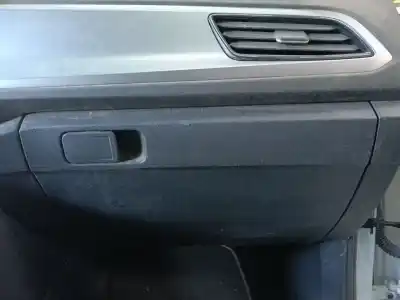 Recambio de automóvil de segunda mano de GUANTERA para VOLKSWAGEN T-ROC (A11, D11) 2.0 TDI SCR referencias OEM IAM   