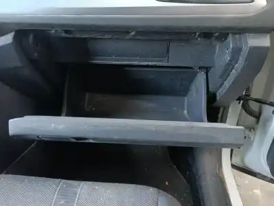 Автозапчастина б/у бардачок для volkswagen t-roc (a11, d11) 2.0 tdi scr посилання на oem iam   