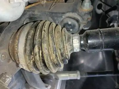 Second-hand car spare part FRONT RIGHT TRANSMISSION for VOLKSWAGEN T-ROC (A11, D11) 2.0 TDI SCR OEM IAM references 5WA407272H  