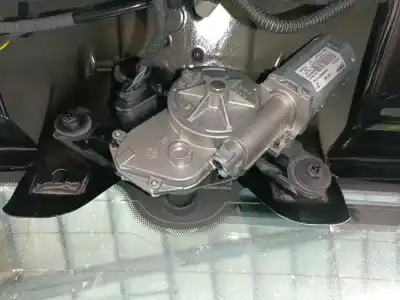 İkinci el araba yedek parçası ARKA SILECEK MOTORU için SKODA KAMIQ (NW4) 1.5 TSI OEM IAM referansları 5G0955711D  